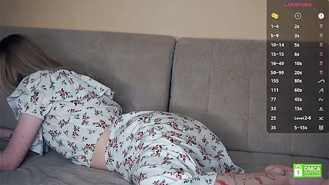 ToyaPletz's Live XXX Chat