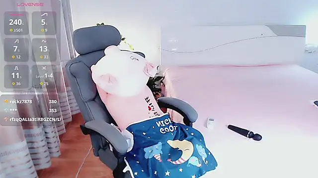 yaoyao-baby520: онлайн-секс-чат