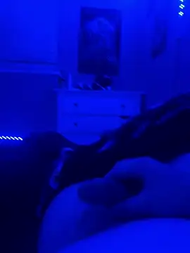 bigwhitedick430 网络视讯表演