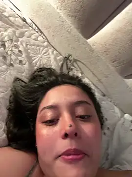 Chat +18 de kenndall_21 ao vivo