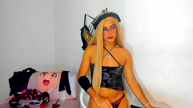 Вебкам-шоу mia_foxts