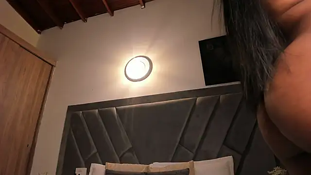 brenda_nova18のライブXXXチャット