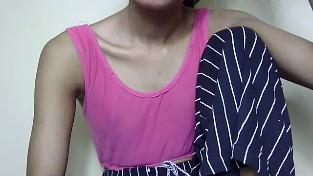 Živý XXX chat Anu_tiny