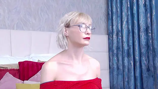 LoreneMoonlight Adlı Modelin Canlı XXX Sohbeti