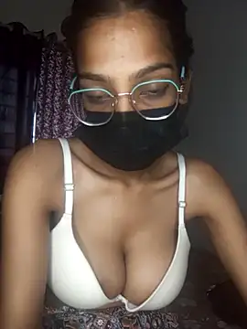 shaily_ji2 Show in webcam