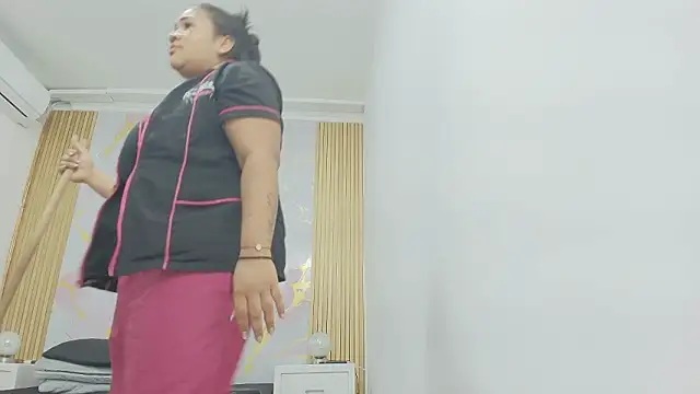 Živý XXX chat EmmaLebrun