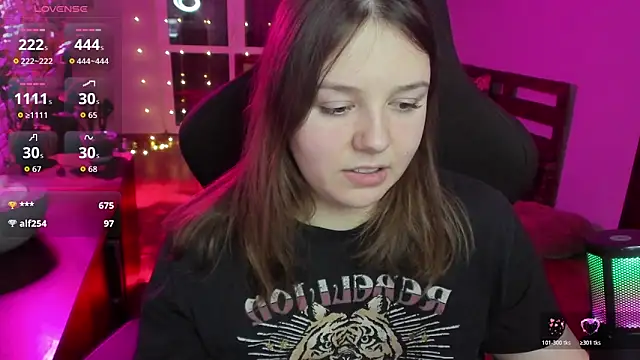 XNirvanaX élő XXX-chatje