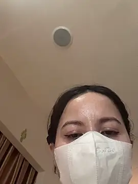 bi_biii 网络视讯表演