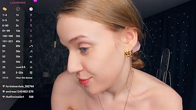 XXX chat uživo modela OdellaFrake