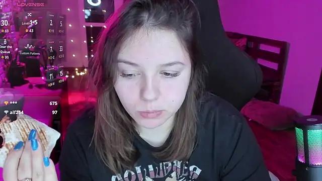 Вебкам-шоу XNirvanaX