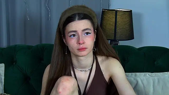 AmeliaFlares: онлайн-секс-чат