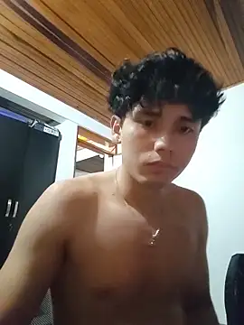 SrJacobsのライブXXXチャット