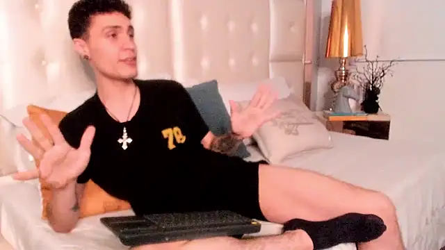 dark_sun302 网络视讯表演