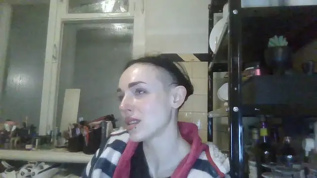 Trinsy_Love: απευθείας συνομιλία ΧΧΧ