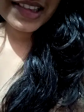 Hot-Jasmin Adlı Modelin Canlı XXX Sohbeti