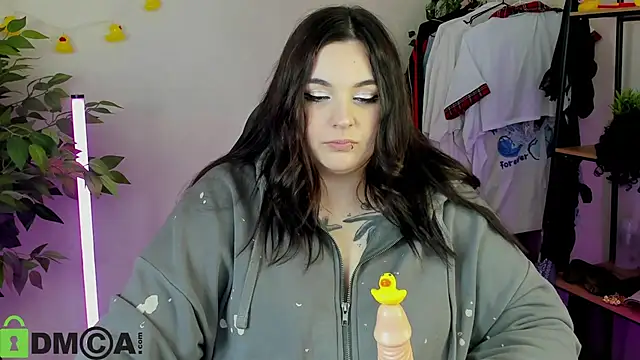 Mia_R0ss: онлайн-секс-чат