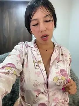 MiaJones21 现场XXX聊天