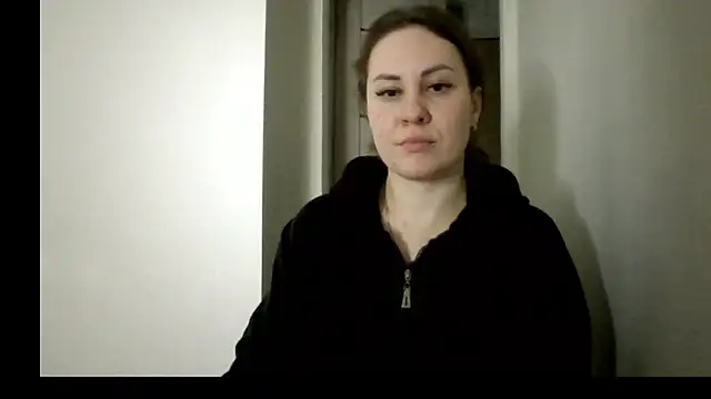 XXX chat uživo modela MeadowEyes