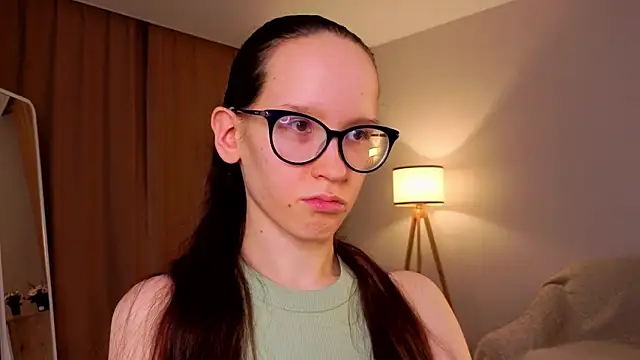 BettyBrowni 现场XXX聊天