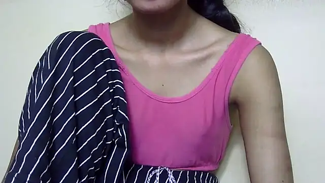 Chat XXX ao vivo de Anu_tiny