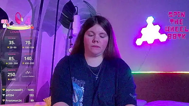 แชท XXX สดของ RubyValen