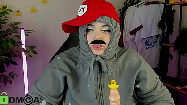 Mia_R0ss' Live XXX Chat