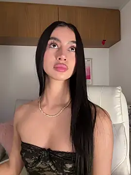 Онлайн чат XXX maddy_bronw_