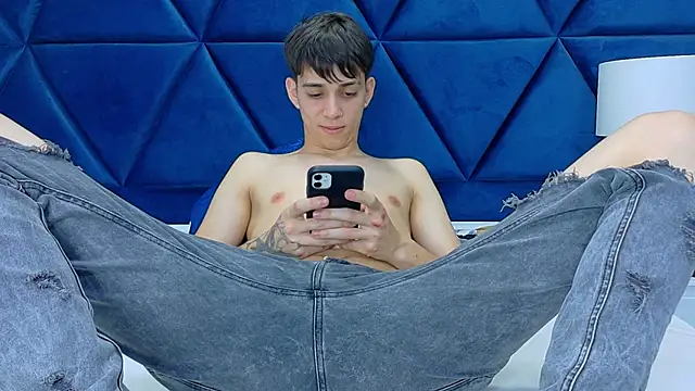 Lion_Foster01: вебкам-шоу