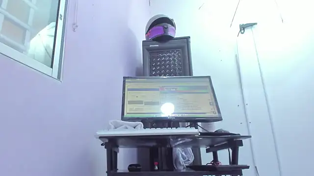 Dalia_20: онлайн-секс-чат