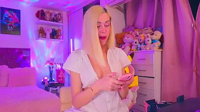 MadamBarbieeのウェブカメラショー