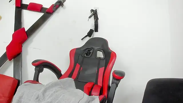 XXX chat uživo modela RoughSex_and_BDSM