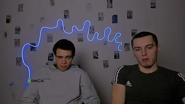 ryan_zen – Naživo XXX chat