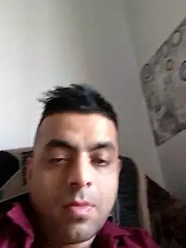 ashleellaunda7582 webkamerás műsora