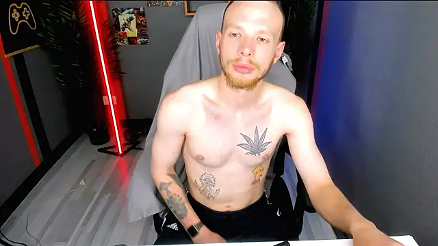 LandonMalone – Naživo XXX chat