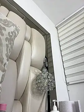 ALISSON_FOXXX1 Chat XXX in diretta