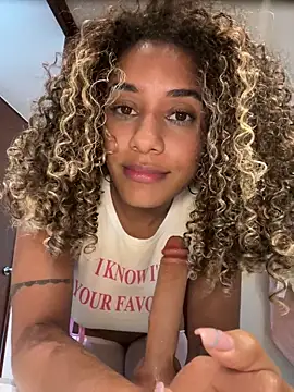 Belkaj: απευθείας συνομιλία ΧΧΧ