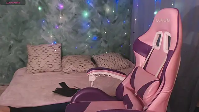 Czat XXX na żywo – ivyy_blue1