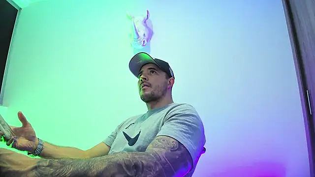 XXX chat uživo modela Dagoti