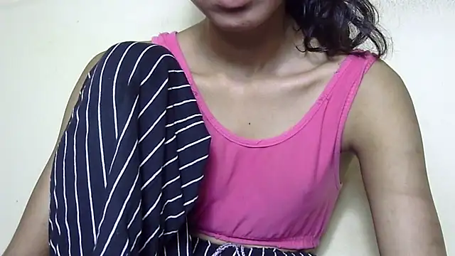 Anu_tiny élő XXX-chatje