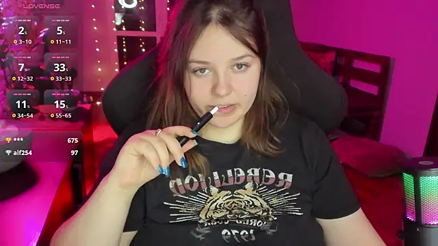 XNirvanaX 现场XXX聊天