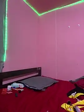 baby_julieta5 Adlı Modelin Canlı XXX Sohbeti