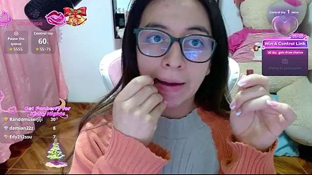 Онлайн чат XXX Maggie_Fox3