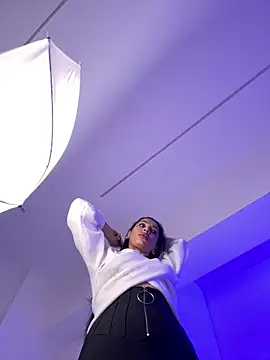 Bella_Vixen_ Webcam show