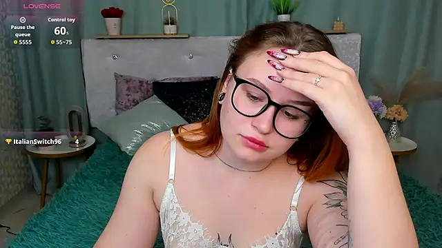 MilanaXHoney – Naživo XXX chat