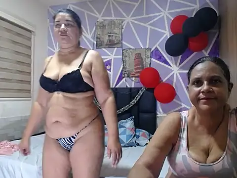 Danna_and_sharon: διαδικτυακό σόου στην κάμερα