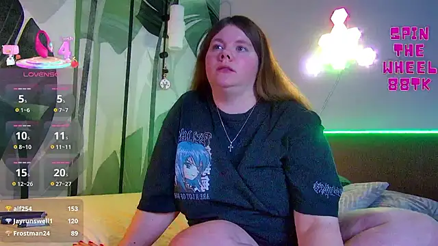 Chat +18 de RubyValen ao vivo