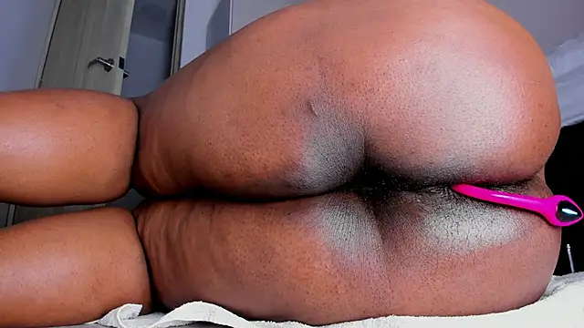 Skarleth69 Chat XXX live