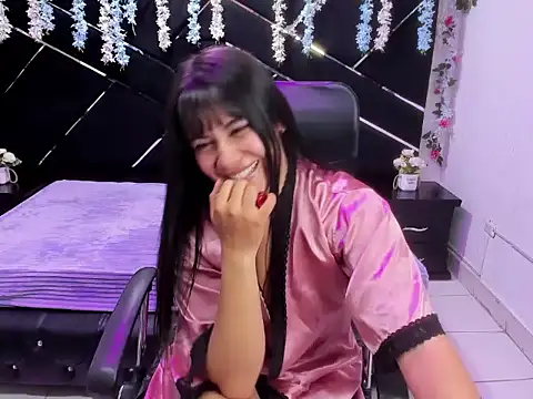 Luna_Staar69のライブXXXチャット