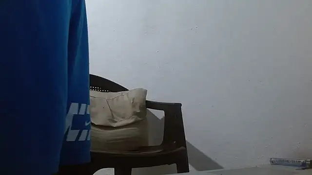 Larry-n-clouds 웹캠 쇼