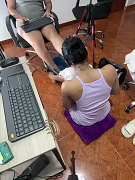 Violet_rousse7 élő XXX-chatje